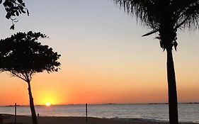 Lindo Flat frente praia